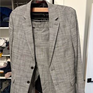 Gray Plaid Men's Blazer - Classic Tailored Suit Jacket